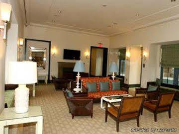 ארלינגטון Crystal Quarters Furnished Apartments At The Gramercy מראה חיצוני תמונה