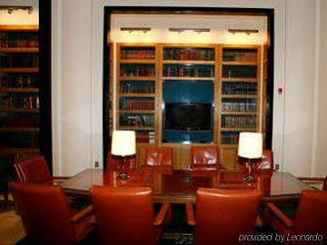 ארלינגטון Crystal Quarters Furnished Apartments At The Gramercy מראה חיצוני תמונה