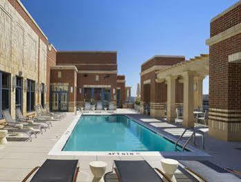 ארלינגטון Crystal Quarters Furnished Apartments At The Gramercy מראה חיצוני תמונה