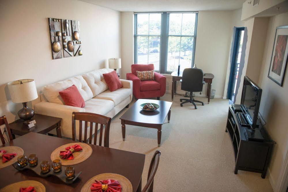ארלינגטון Crystal Quarters Furnished Apartments At The Gramercy מראה חיצוני תמונה